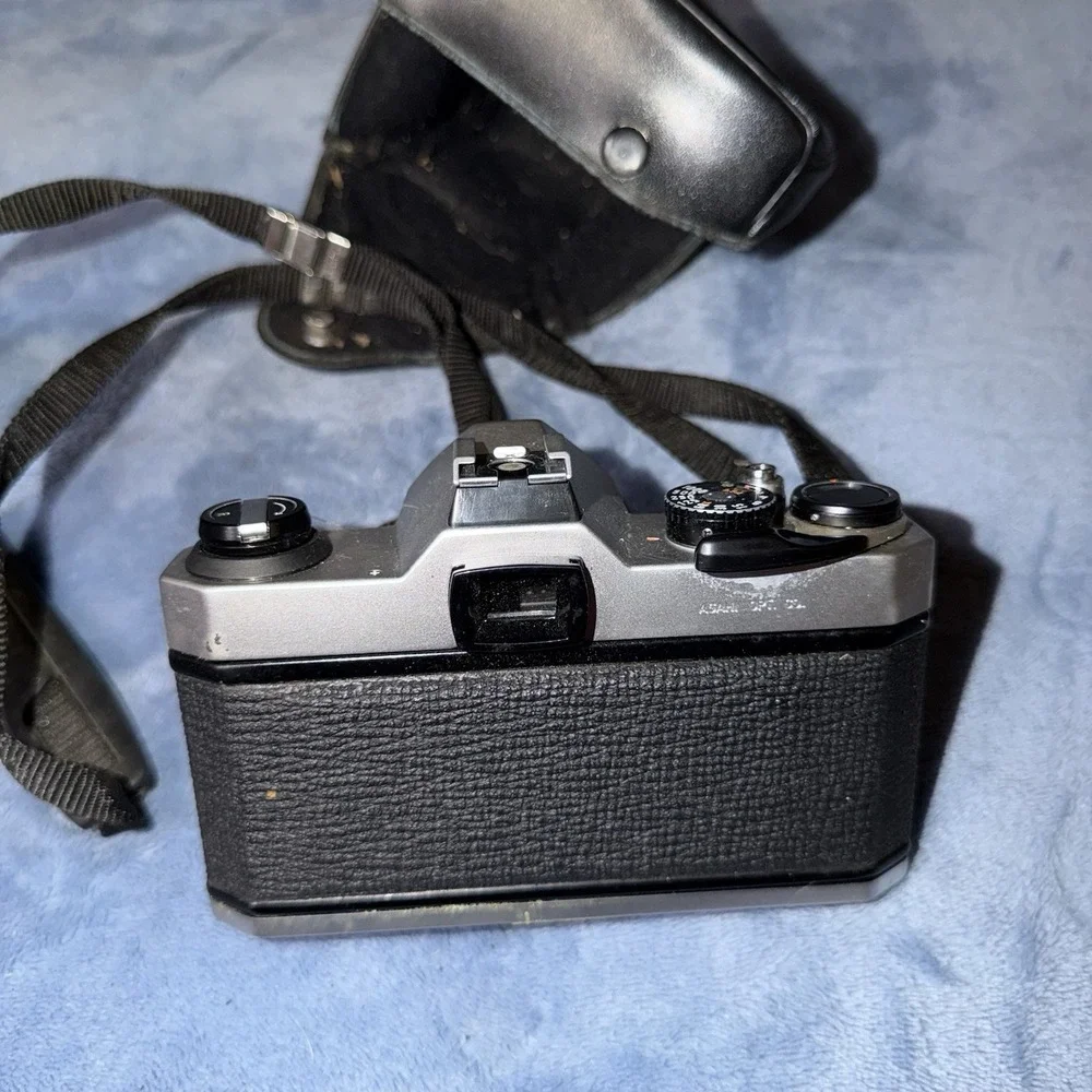PENTAX K1000 K-1000 SE 35mm FILM SLR Camera w/50mm Lens